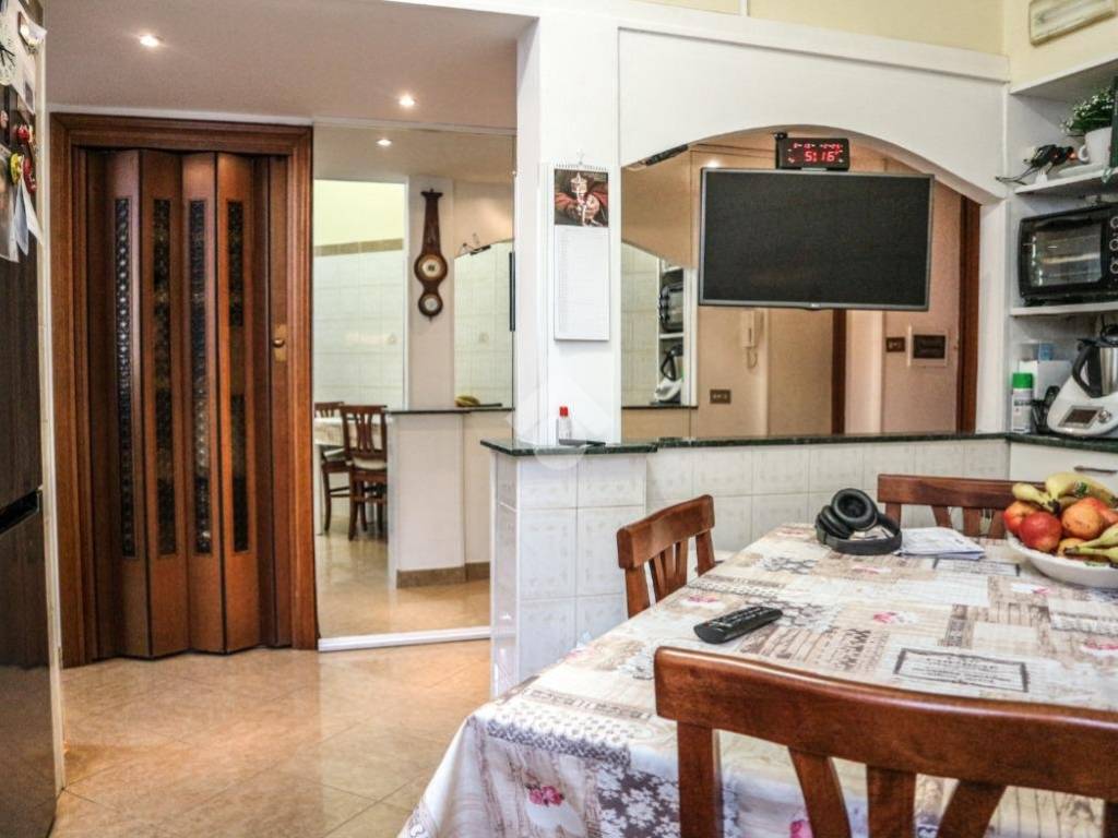 appartamento in vendita a Milano in zona Isola