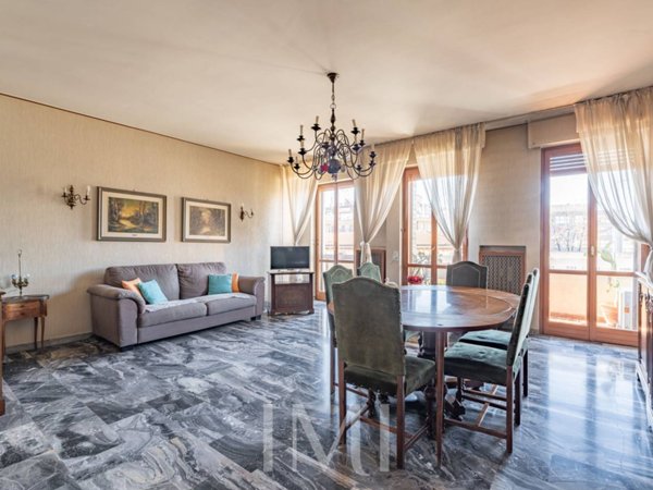 appartamento in vendita a Milano in zona Vigentino