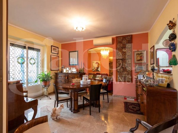 appartamento in vendita a Milano in zona Loreto