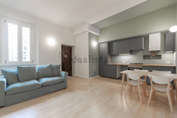 appartamento in vendita a Milano in zona Vigentino