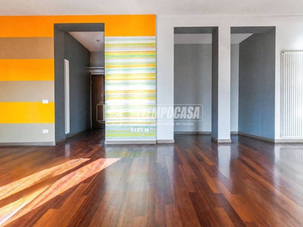appartamento in vendita a Milano in zona Isola