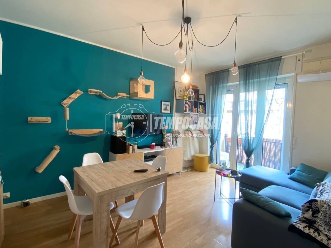 appartamento in vendita a Milano in zona Lorenteggio