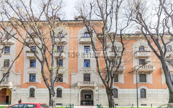 appartamento in vendita a Milano in zona Solari