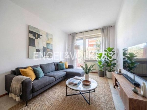 appartamento in vendita a Milano in zona Famagosta