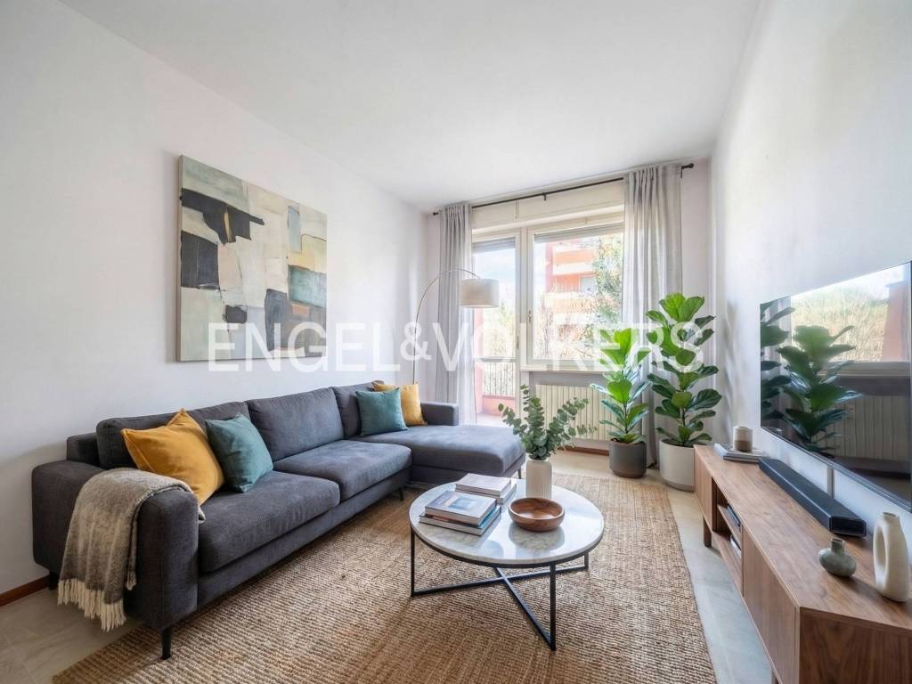 appartamento in vendita a Milano in zona Famagosta