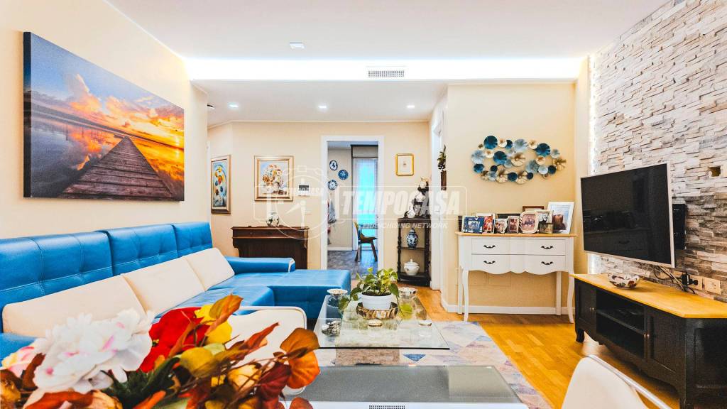 appartamento in vendita a Milano in zona Lambrate