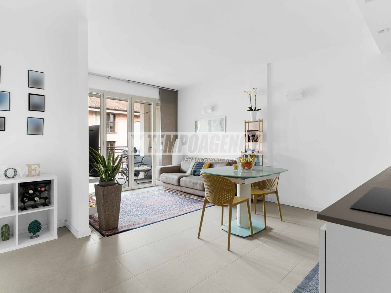 appartamento in vendita a Milano in zona Restocco Maroni