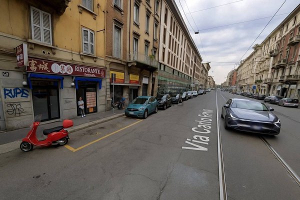 negozio in vendita a Milano in zona Isola