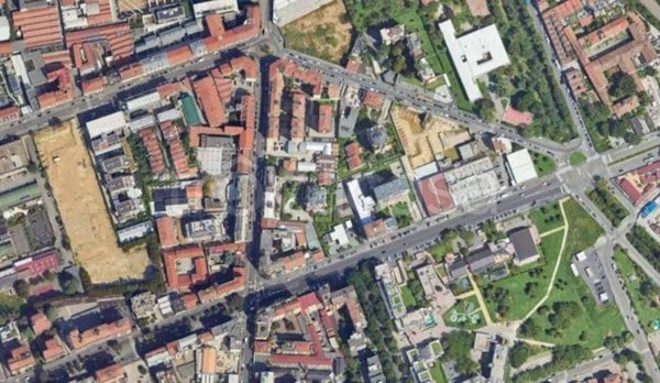 appartamento in vendita a Milano in zona Barona