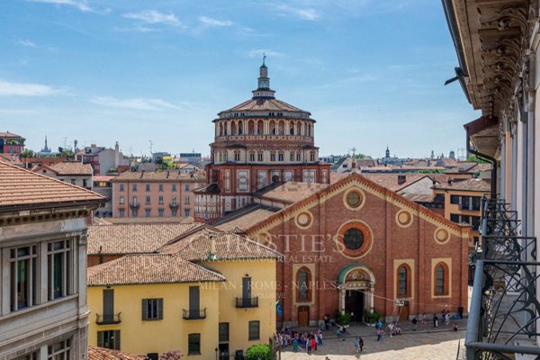 appartamento in vendita a Milano in zona Sant'Ambrogio