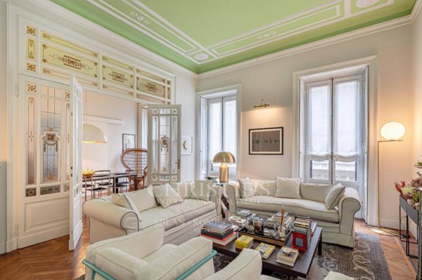 appartamento in vendita a Milano in zona Brera