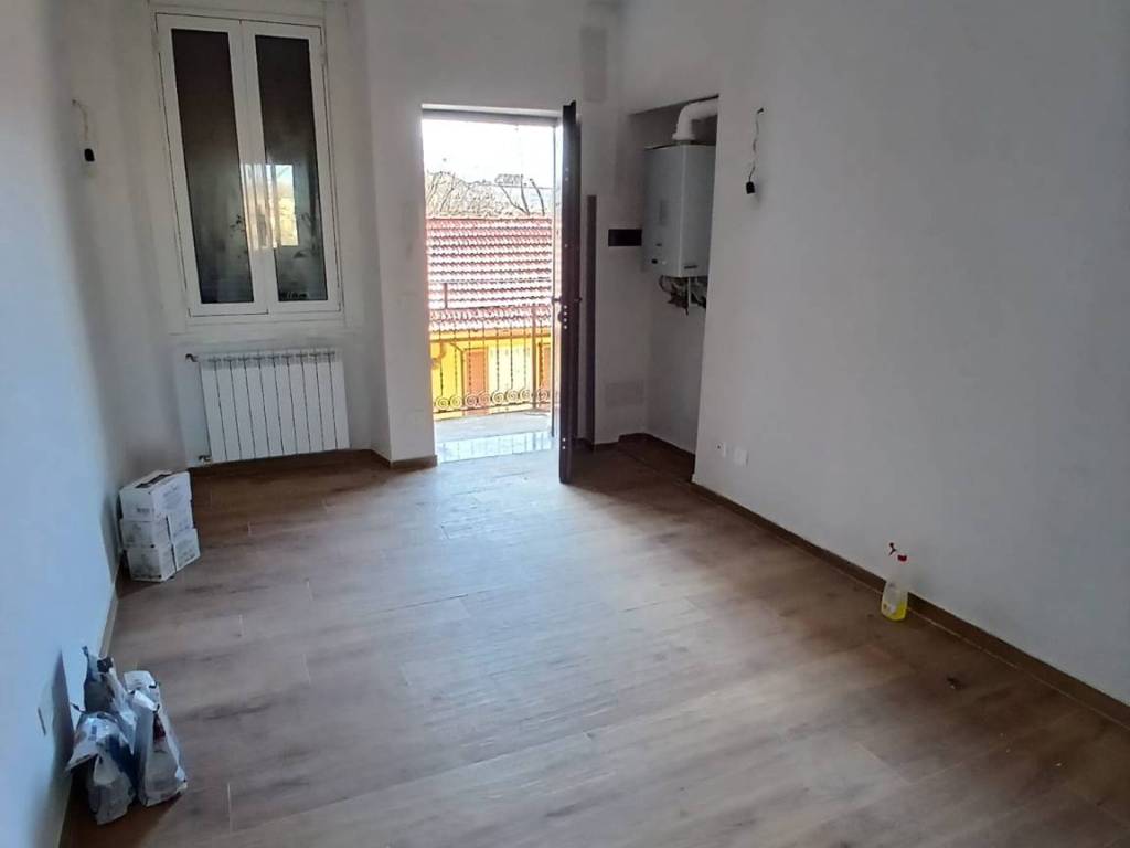 appartamento in vendita a Milano in zona Adriano