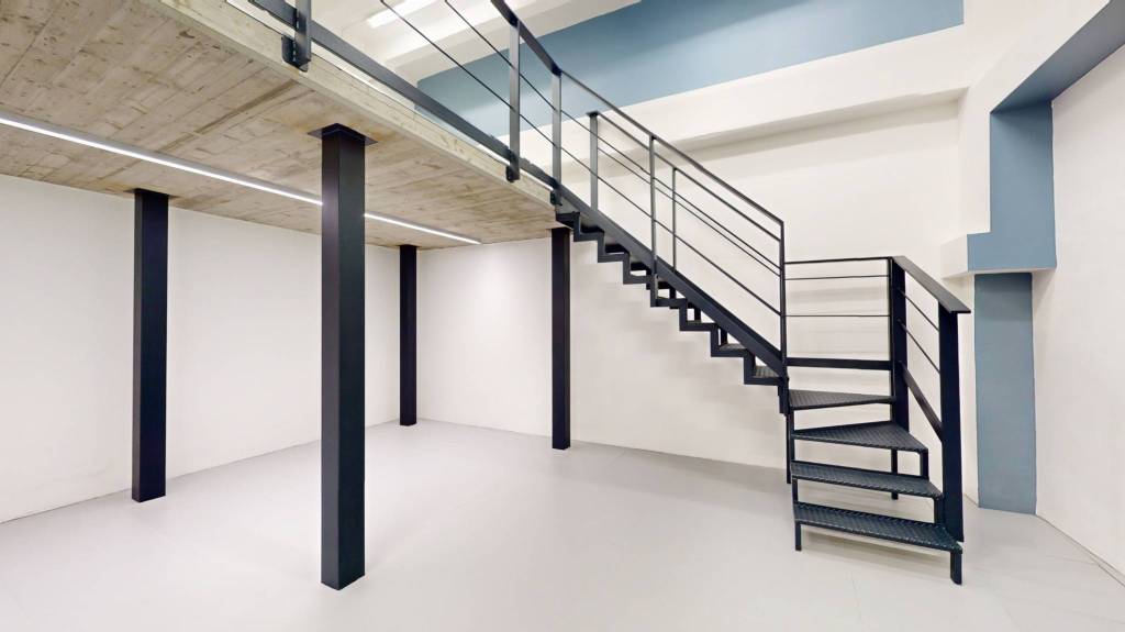 appartamento in vendita a Milano in zona Guastalla