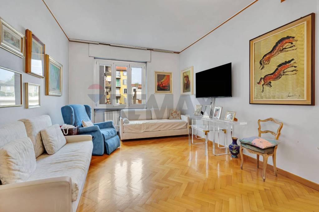 appartamento in vendita a Milano in zona Porta Vittoria