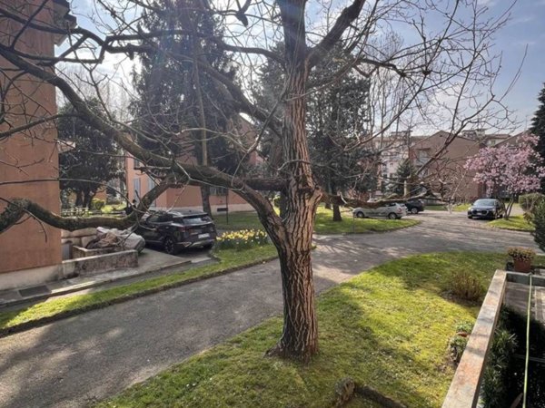 appartamento in vendita a Milano in zona Forlanini