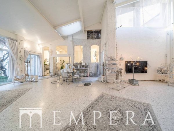 appartamento in vendita a Milano in zona XXII Marzo