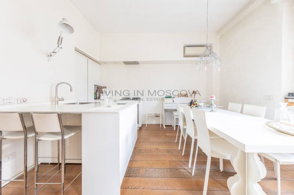 appartamento in vendita a Milano in zona Isola