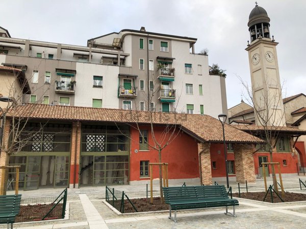 appartamento in vendita a Milano in zona Greco