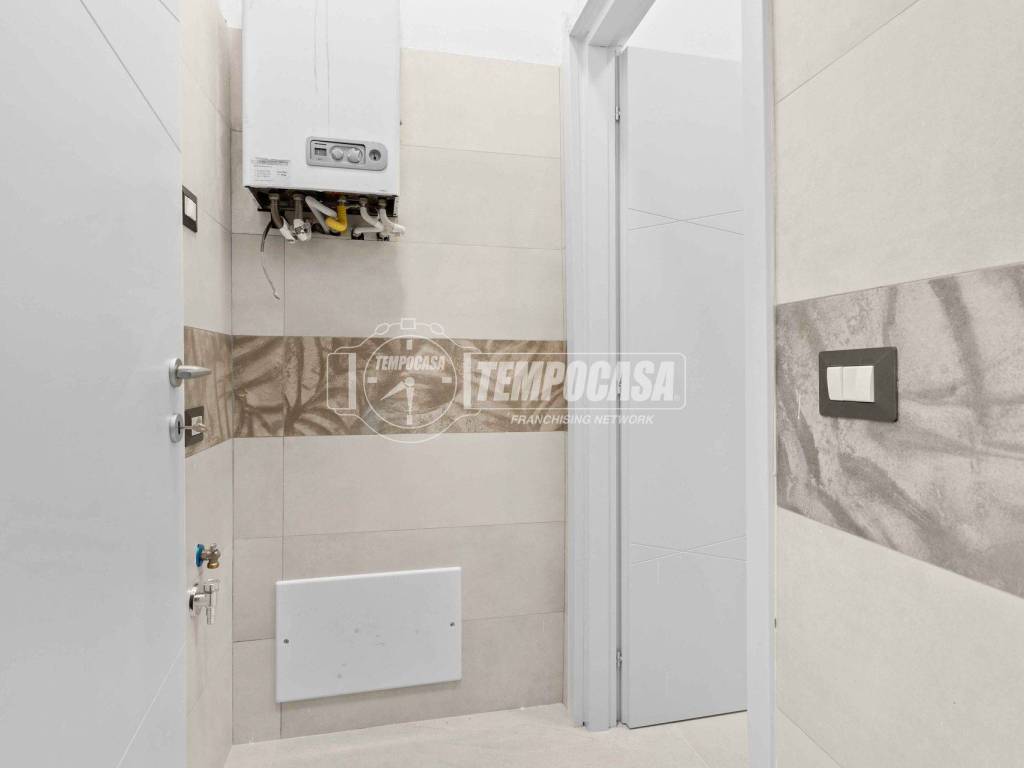 appartamento in vendita a Milano in zona Bocconi