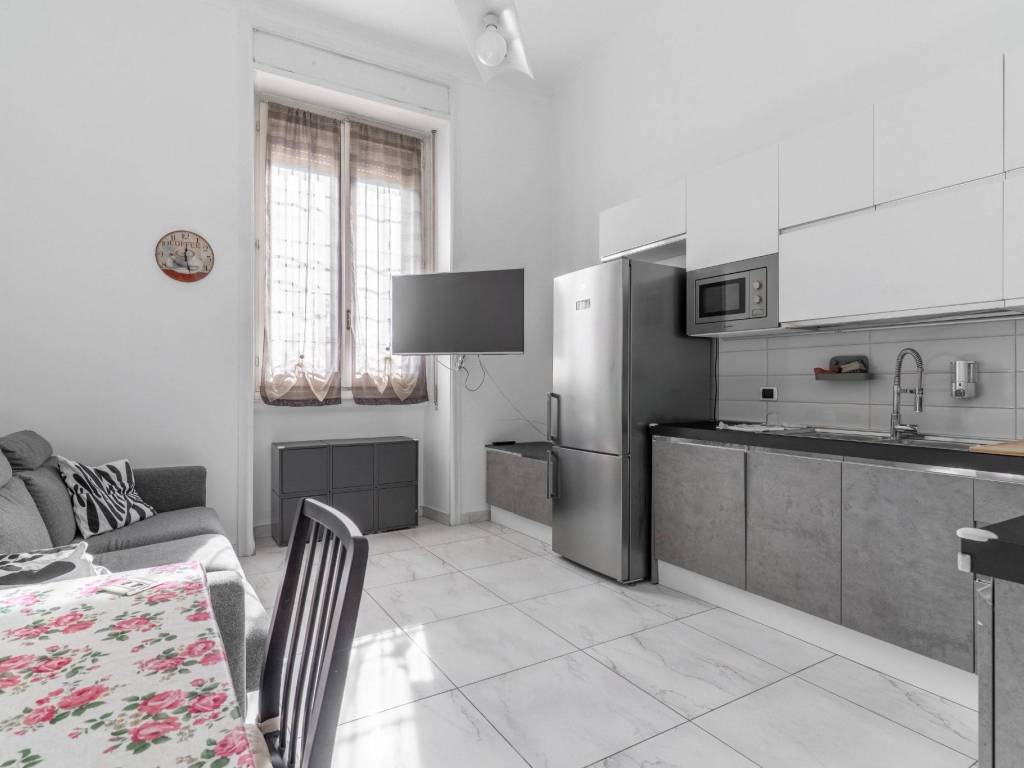 appartamento in vendita a Milano in zona Piazzale Lodi