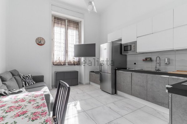appartamento in vendita a Milano in zona Piazzale Lodi