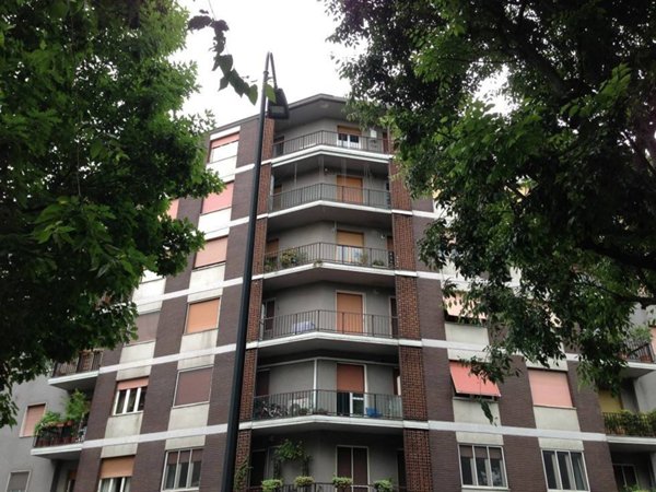 appartamento in vendita a Milano in zona Piazzale Lodi