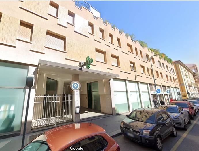 negozio in vendita a Milano in zona Centro Direzionale