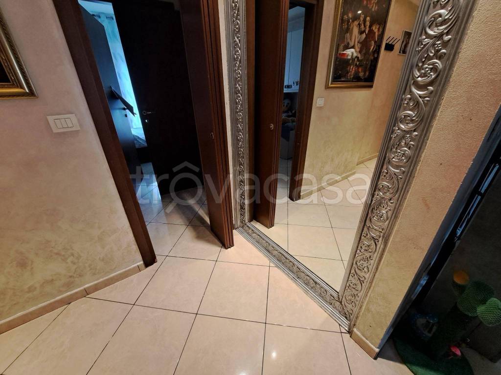 appartamento in vendita a Milano in zona Vialba