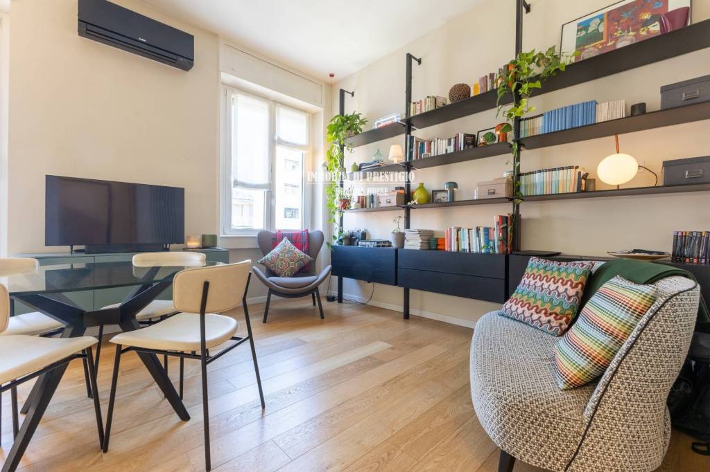 appartamento in vendita a Milano in zona Corvetto