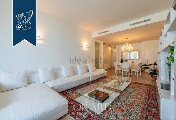 appartamento in vendita a Milano in zona Centro Direzionale