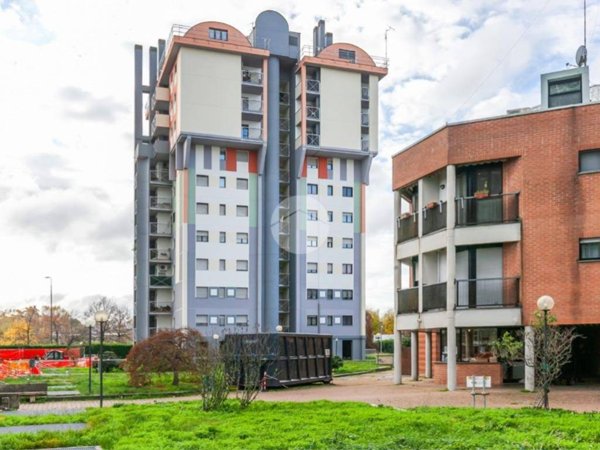 appartamento in vendita a Milano in zona Barona