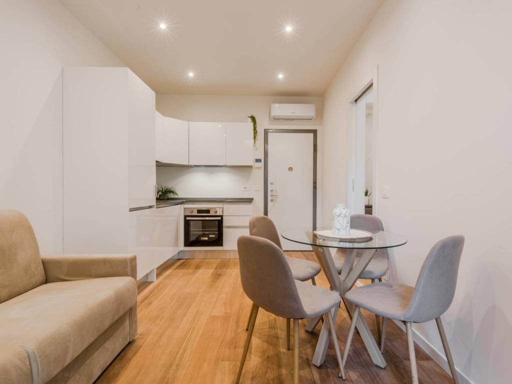 appartamento in vendita a Milano in zona Sempione