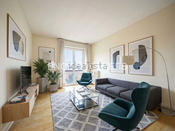 appartamento in vendita a Milano in zona Famagosta