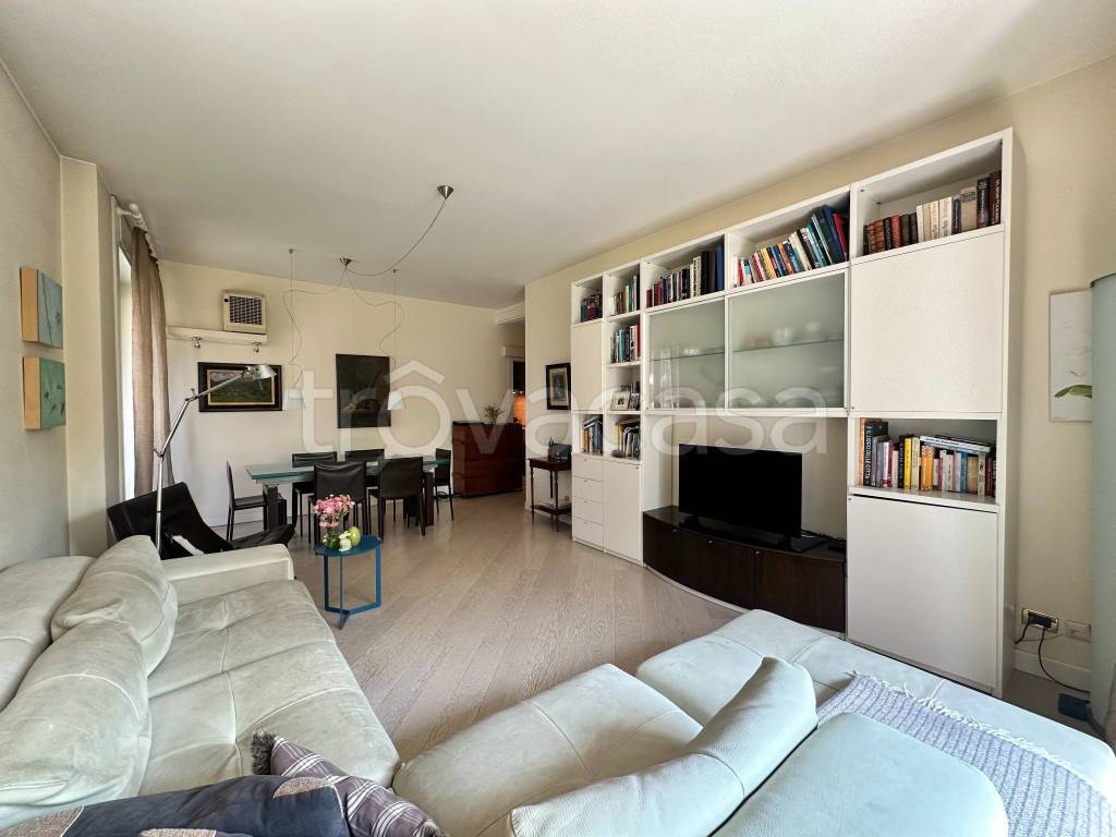 appartamento in vendita a Milano in zona San Siro