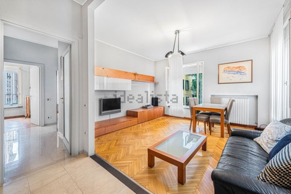 appartamento in vendita a Milano in zona Piazzale Lodi