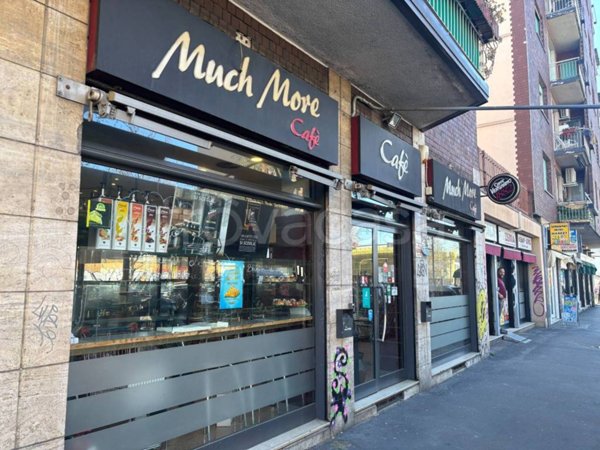 negozio in vendita a Milano in zona Porta Genova