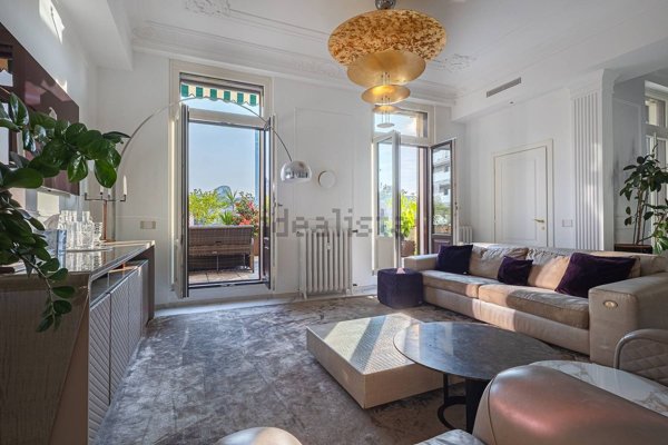 appartamento in vendita a Milano in zona Isola