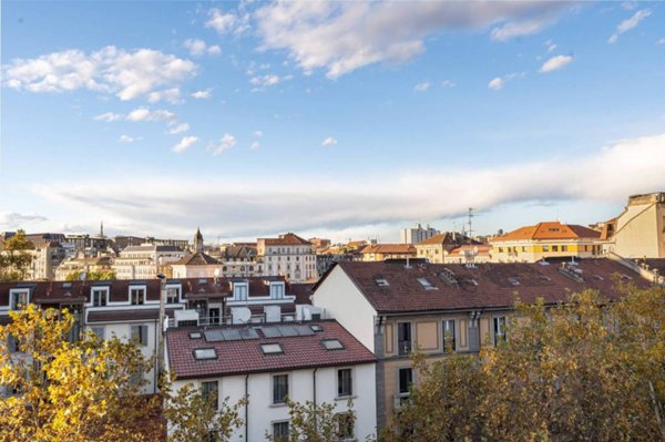 appartamento in vendita a Milano in zona Cinque Giornate