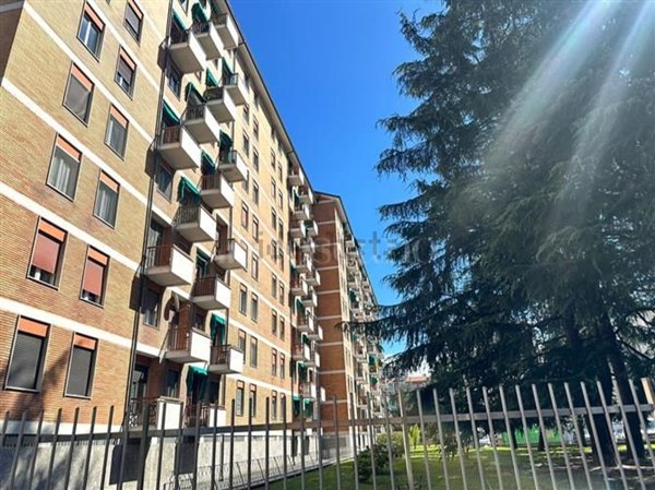 appartamento in vendita a Milano in zona Gallaratese