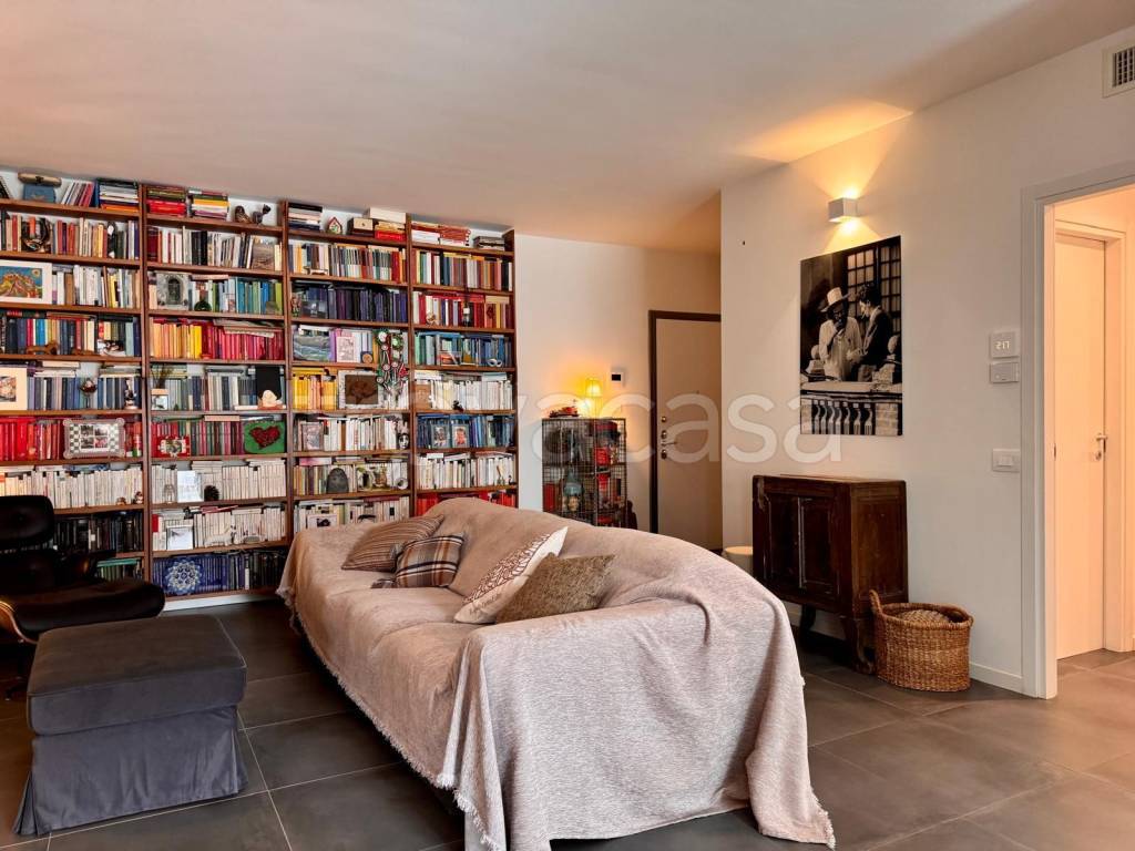 appartamento in vendita a Milano in zona Precotto