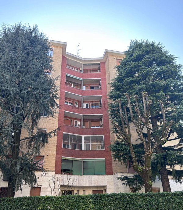 appartamento in vendita a Milano in zona Chiesa Rossa