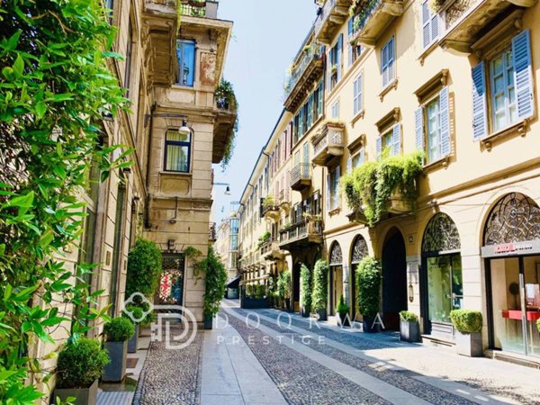 appartamento in vendita a Milano in zona Brera