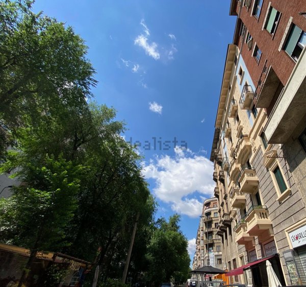 appartamento in vendita a Milano in zona Città Studi