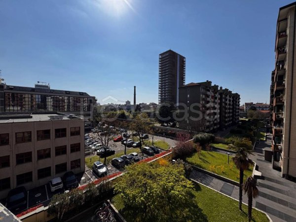 appartamento in vendita a Milano in zona Dergano