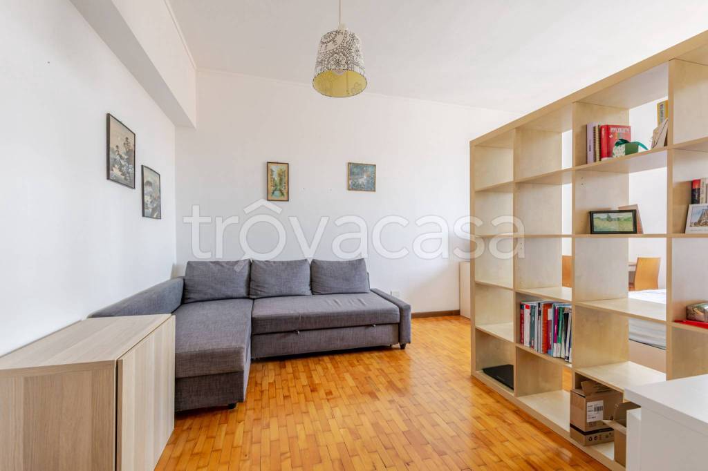 appartamento in vendita a Milano in zona Città Studi