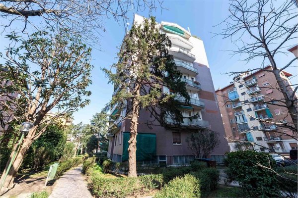 appartamento in vendita a Milano in zona Affori