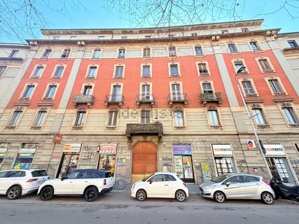 appartamento in vendita a Milano in zona Bocconi