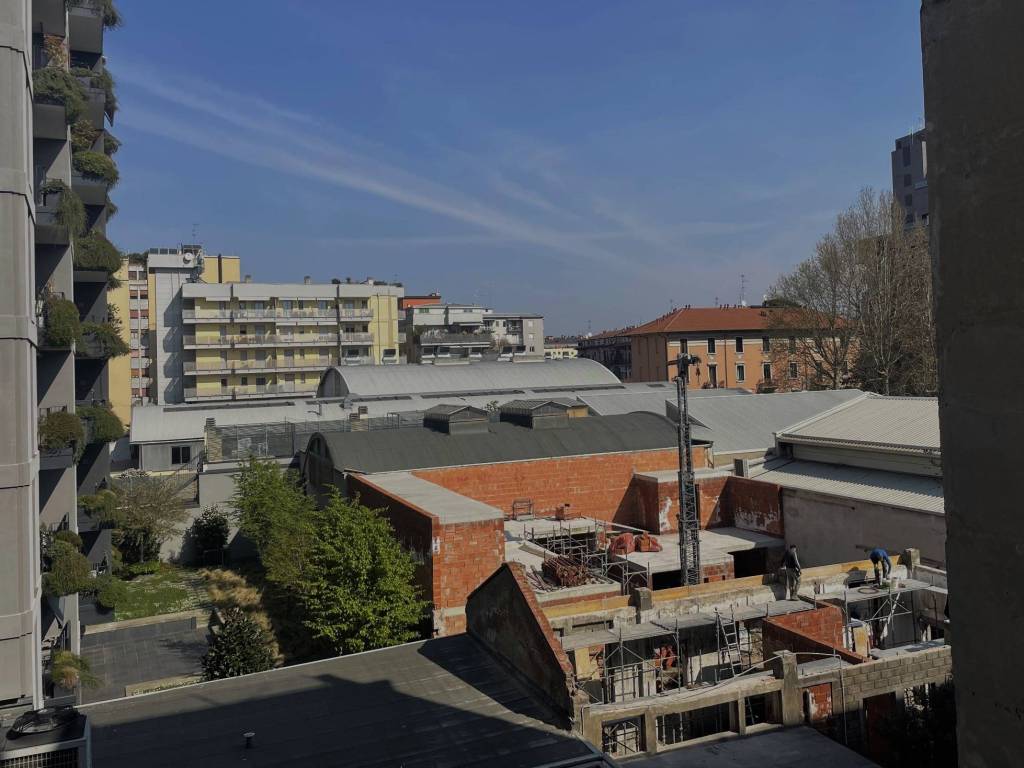 appartamento in vendita a Milano in zona Dergano
