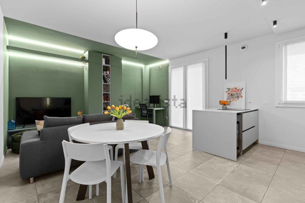 appartamento in vendita a Milano in zona Vigentino