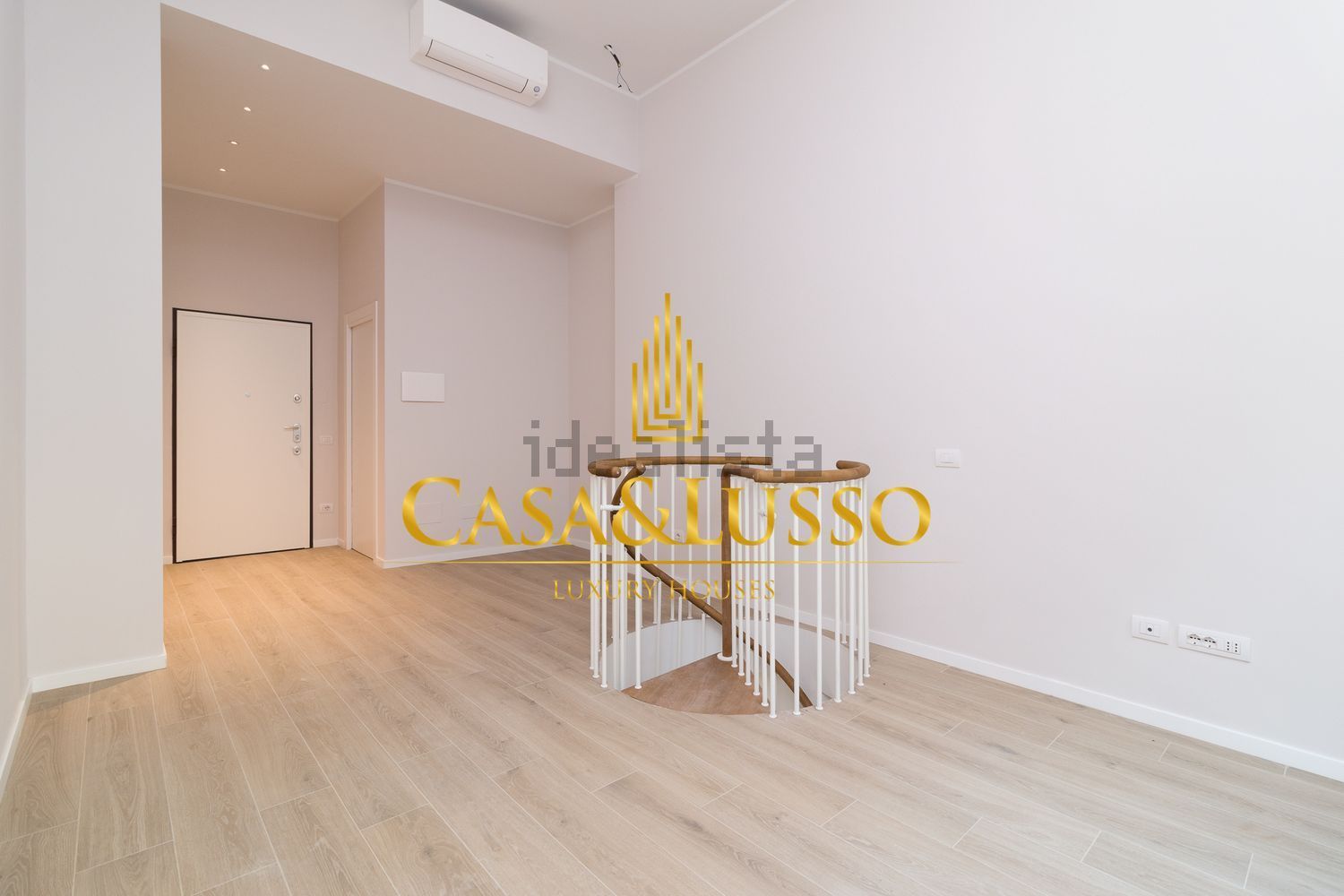 appartamento in vendita a Milano in zona Bocconi